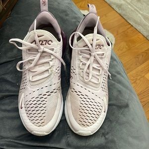 Womens Nike air max size 9.5